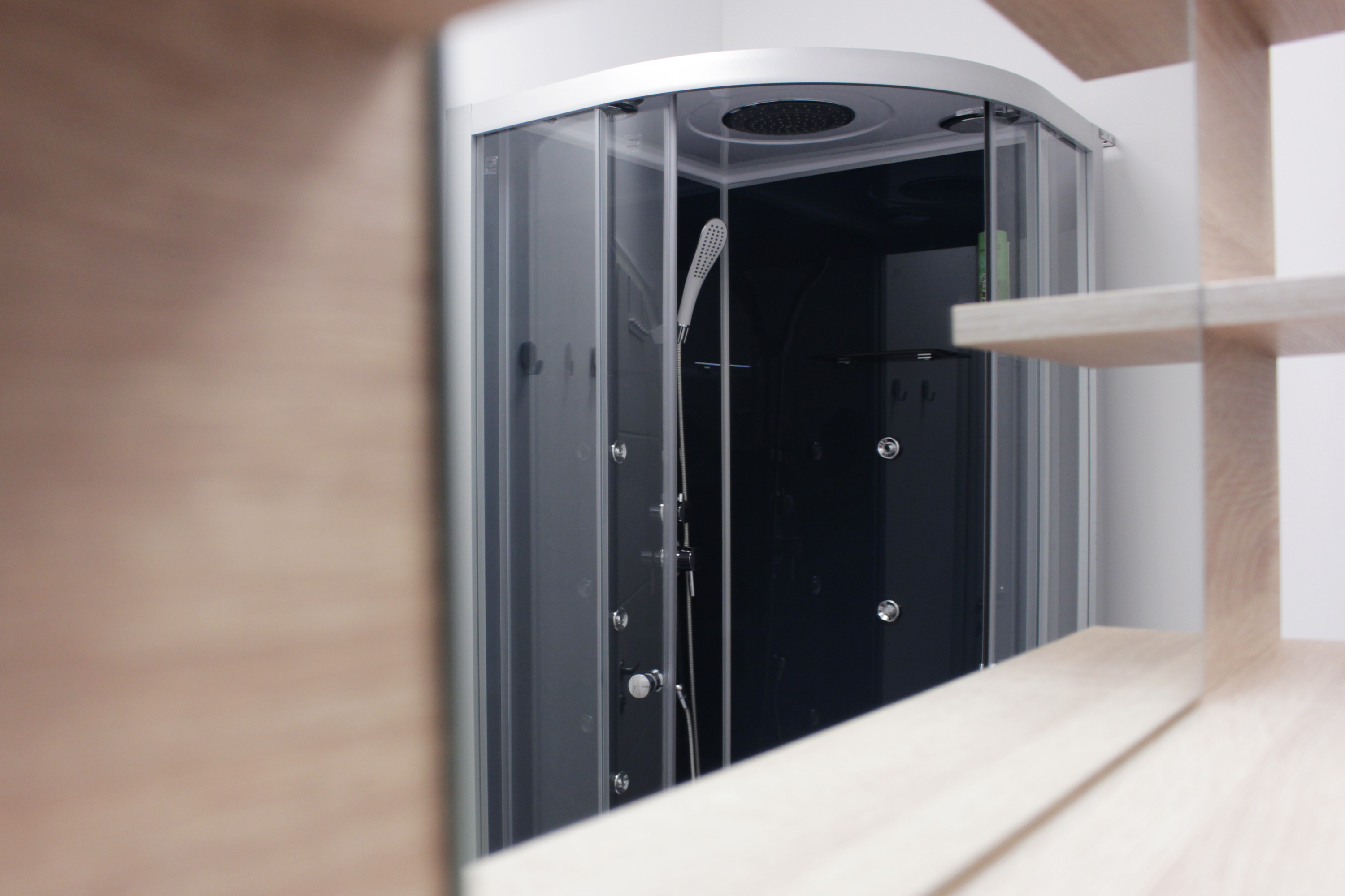 Hive Apartments Dusche